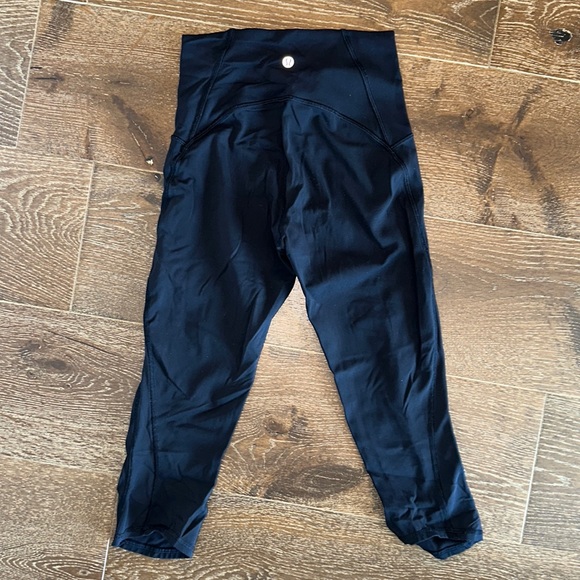 Lululemon black cropped wunder under with mesh leggings - Picture 1 of 4